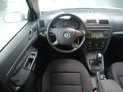 Vehicul casat skoda octavia combi (1z5) easy al anului 2005 alimentat bkd