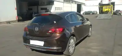 Veículo de Sucata opel astra j lim. 2.0 16v cdti do ano 2013 alimentado a20dth