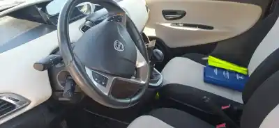 Veículo de Sucata lancia ypsilon (402) 0.9 twin air do ano 2013 alimentado 312a2000