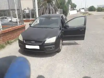 Veículo de Sucata FORD FOCUS BERLINA (CAP) 1.6 TDCi CAT do ano 2005 alimentado HHDA
