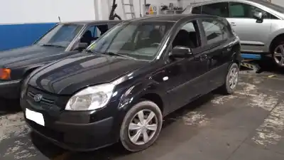 Veículo de Sucata KIA RIO 1.5 CRDi EX2 do ano 2007 alimentado D4FA