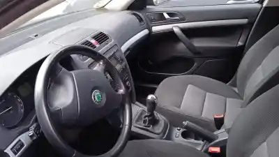 Vehicul casat skoda octavia berlina (1z3) 1.9 tdi al anului 2007 alimentat bxe