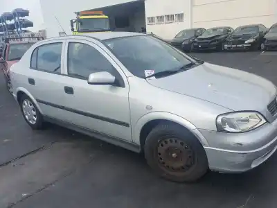Veicolo di demolizione opel astra g berlina 2.0 dti dell'anno 2000 alimentato y20dth