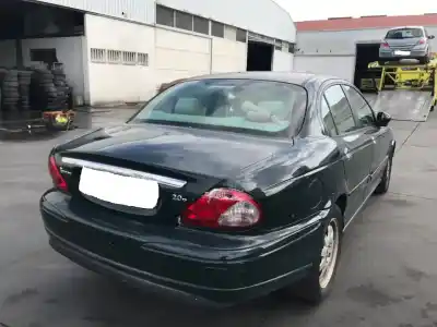 Veículo de Sucata jaguar x-type 2.0 diesel cat do ano 2004 alimentado fmba