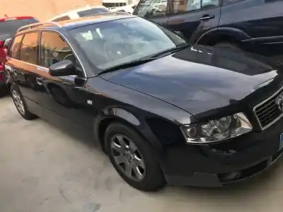 Veículo de Sucata AUDI A4 AVANT (8E) 1.9 TDI (96kW) do ano 2002 alimentado AVF