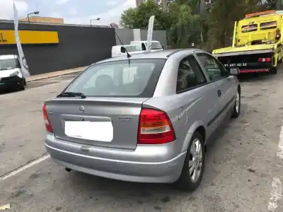 Veículo de Sucata opel astra g berlina 2.2 16v cat (z 22 se) do ano 2001 alimentado z22se