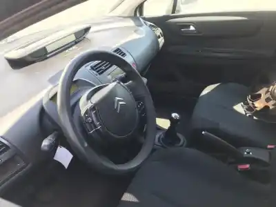 Veículo de Sucata citroen c4 berlina 1.4 16v do ano 2006 alimentado kfu(et3j4)