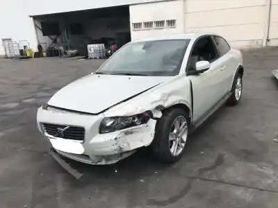 Veículo de Sucata VOLVO C30 (533) 1.8 do ano 2006 alimentado B4184S11