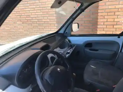 Здавання транспортного засобу RENAULT KANGOO (F/KC0) 1.9 Diesel 54 CV / 40 KW року 2005 потужний F8Q662