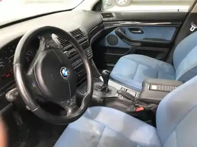 Veículo de Sucata bmw serie 5 berlina (e39) 3.0 24v turbodiesel cat do ano 2001 alimentado 