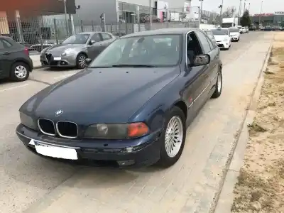 Veículo de Sucata BMW SERIE 5 BERLINA (E39) 3.0 24V Turbodiesel CAT do ano 2001 alimentado 