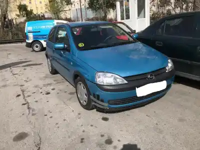 Scrapping Vehicle OPEL CORSA C 1.0 12V CAT (Z 10 XE / LW3) of the year 2001 powered 