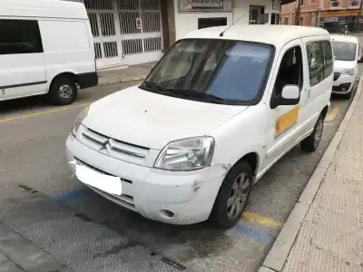 Veículo de Sucata CITROEN BERLINGO XTR 1.6 HDi 92 do ano 2008 alimentado 9H02
