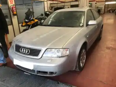 Veículo de Sucata AUDI A6 BERLINA (4B2) 2.8 do ano 2000 alimentado 