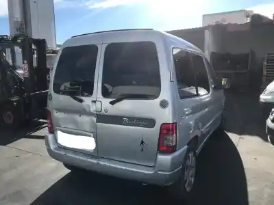 Veículo de Sucata citroen berlingo xtr 1.6 hdi 92 do ano 2007 alimentado 