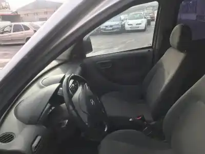 Vehicul casat opel combo tour 1.3 cdti 16v al anului 2004 alimentat 