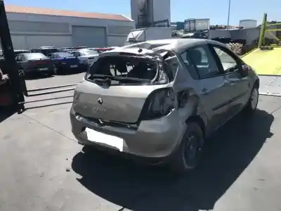 Veículo de Sucata renault clio iii 1.5 dci diesel cat do ano 2010 alimentado 