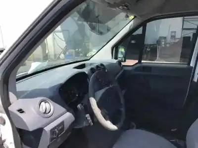 Veicolo di demolizione FORD TRANSIT CONNECT (TC7) 1.8 TDCi CAT dell'anno 2010 alimentato  Veicolo di demolizione FORD TRANSIT CONNECT (TC7) 1.8 TDCi CAT dell'anno 2010 alimentato