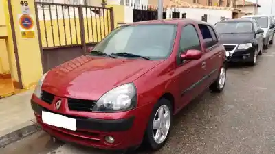 Утилизация автомобиля renault clio ii fase ii (b/cb0) 1.5 dci diesel 65 cv / 48 kw года 2002 питание 
