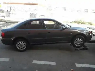 Vehicul casat audi a4 berlina (b5) 1.9 tdi al anului 2002 alimentat 