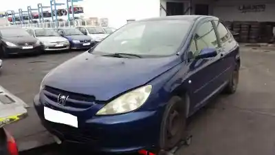 Scrapping Vehicle PEUGEOT 307 (S1) 1.6 HDi of the year 2005 powered 