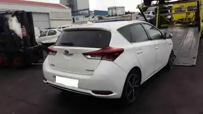 Veículo de Sucata toyota auris 1.8 16v (híbrido) do ano 2017 alimentado 