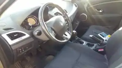 Scrapping Vehicle renault megane ii classic berlina 1.5 dci diesel 106 cv / 78 kw of the year 2009 powered 