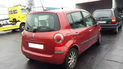 Vehicul casat renault modus 1.4 16v al anului 2006 alimentat 