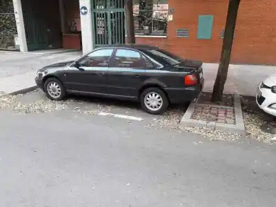 Veículo de Sucata AUDI A4 BERLINA (B5) A4 B5 do ano 1998 alimentado 
