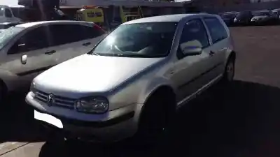 Vehículo de desguace VOLKSWAGEN GOLF IV BERLINA (1J1) 1.9 SDI del año 2001 con motor 