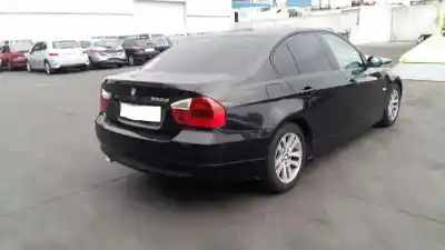 Veículo de Sucata bmw serie 3 berlina (e90) 2.0 16v diesel do ano 2006 alimentado 