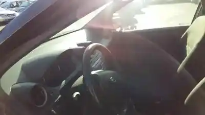 Veículo de Sucata ford fiesta (cbk) 1.4 tdci cat do ano 2004 alimentado 