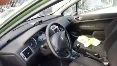 Scrapping Vehicle peugeot 307 (s1) 2.0 hdi cat of the year 2002 powered 