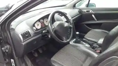 Véhicule à la ferraille peugeot                                            407                                                                                                                                                                                                                                                        2.0 16v hdi fap                                                                                                                                                                                                                                            de l'année 2007 alimenté 