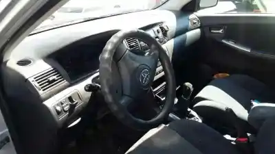 Vehicul casat toyota corolla (e12) 2.0 d-cat al anului 2004 alimentat 