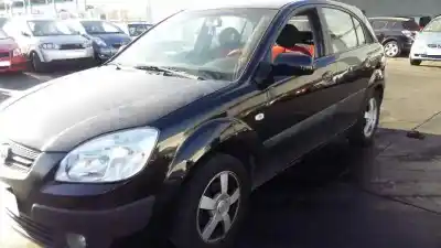 Veículo de Sucata kia rio 1.5 crdi ex2 do ano 2006 alimentado 