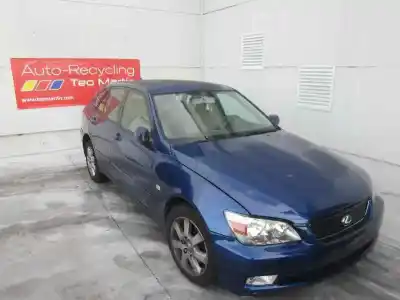 Veicolo di demolizione TOYOTA LEXUS IS 200 (GXE10) 2.0 CAT dell'anno 2002 alimentato 