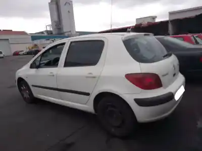 Veículo de Sucata peugeot 307 (s1) 2.0 hdi cat do ano 2003 alimentado rhy