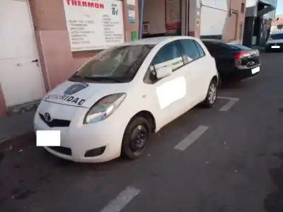 Scrapping Vehicle TOYOTA YARIS Active of the year 2011 powered 1ND