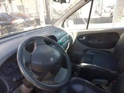 Scrapping Vehicle RENAULT SCENIC (JA..) 1.9 DCI Authentique of the year 2003 powered F9Q732
