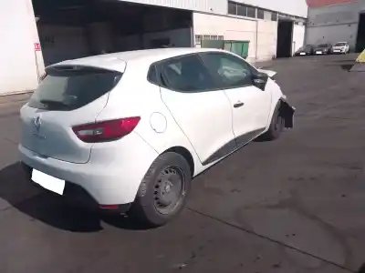 Sloopvoertuig renault clio iv authentique van het jaar 2014 aangedreven d4f740