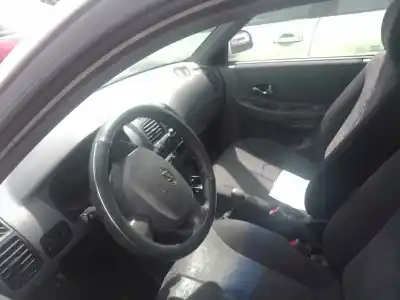 Veículo de Sucata hyundai accent (lc) 1.6 16v cat do ano 2003 alimentado g4ed-g