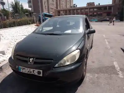 Scrapping Vehicle PEUGEOT 307 (S1) 2.0 HDi FAP CAT of the year 2003 powered RHS