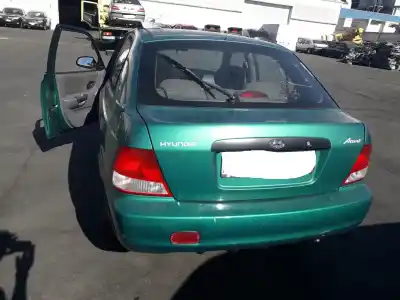 Scrapping Vehicle hyundai accent (lc) 1.3 cat of the year 2001 powered g4ea