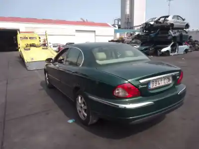 Veicolo di demolizione jaguar x-type 2.0 diesel cat dell'anno 2004 alimentato 6b