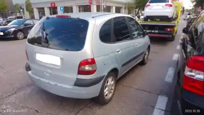 Здавання транспортного засобу renault   року 1999 потужний f9q736