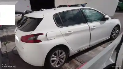 Veículo de Sucata peugeot 308 sw active do ano 2017 alimentado bhy