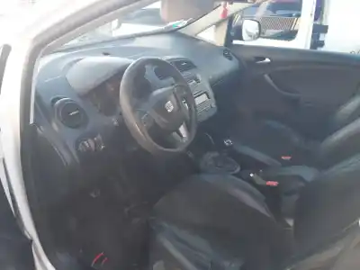 Veículo de Sucata seat altea xl (5p5) reference do ano 2011 alimentado bse