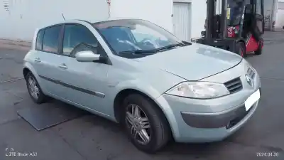 Vehículo de desguace RENAULT MEGANE II BERLINA 5P  del año 2003 con motor 