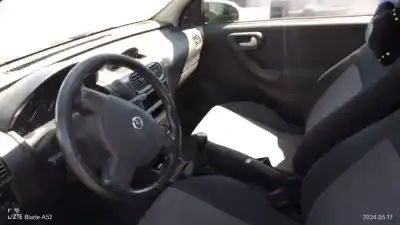 Scrapping Vehicle opel corsa c 1.2 16v cat (z 12 xe / lw4) of the year 2004 powered z12xe